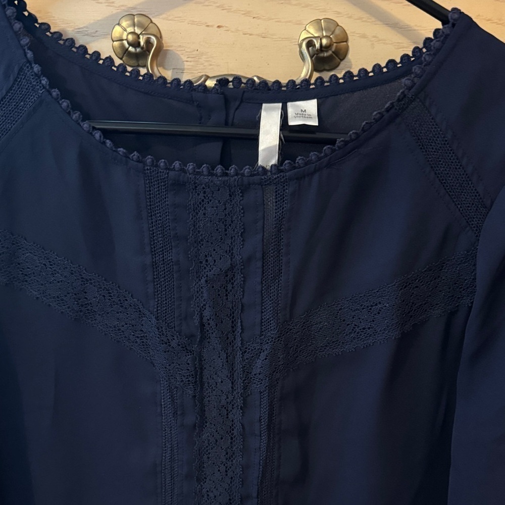 Blouse Bundle - Picture 3 of 11